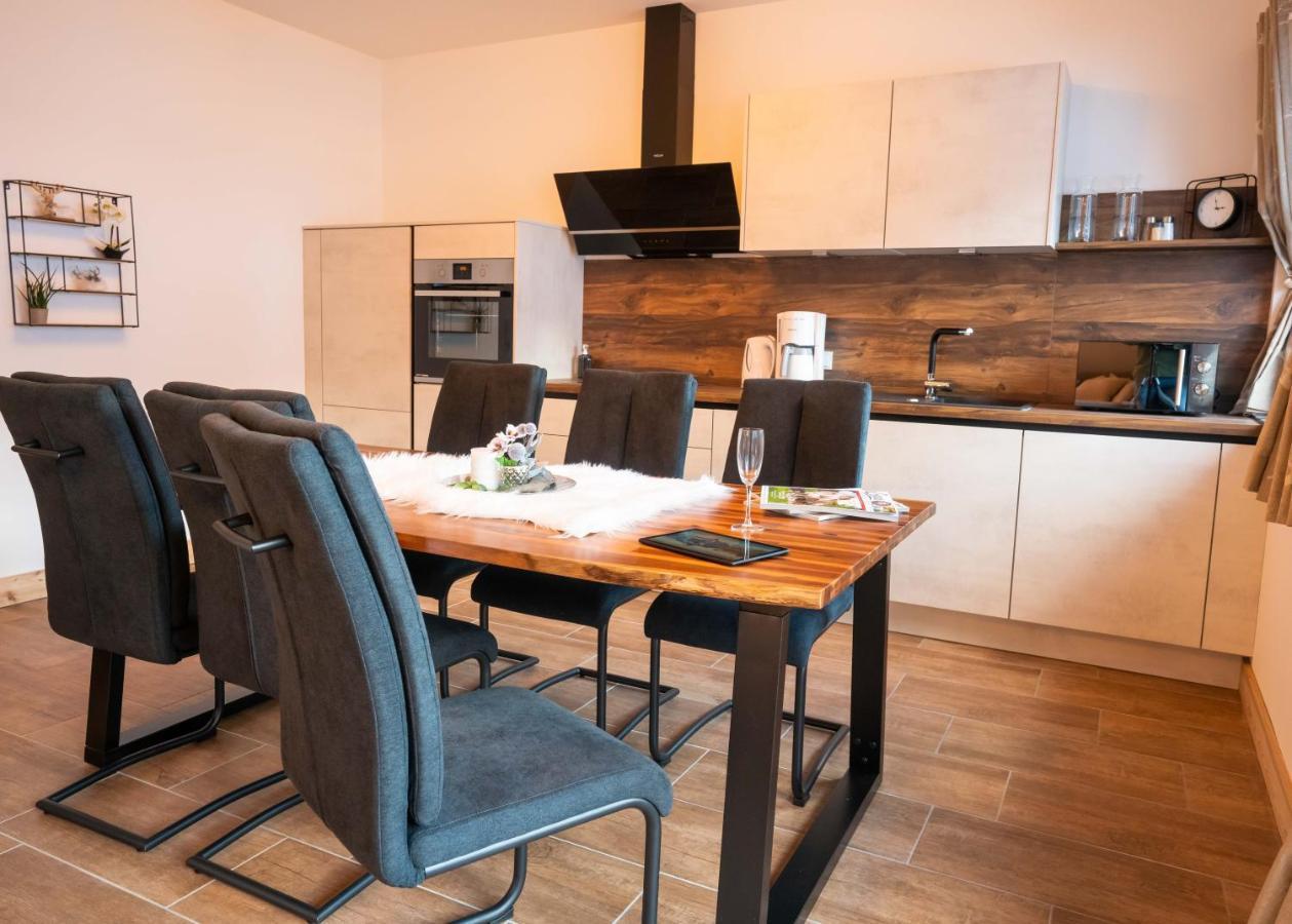 Schitter-Appartements Mauterndorf  Bagian luar foto